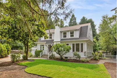 6739 SW 63rd Ave, Portland, OR 97219 - Photo 1