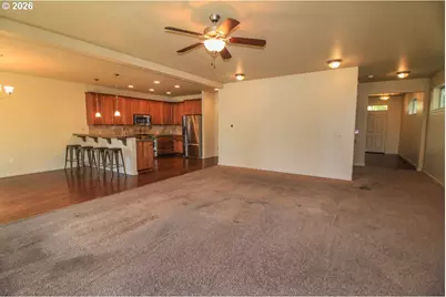 6398 SE Gettman Ter, Hillsboro, OR 97123 - Photo 16