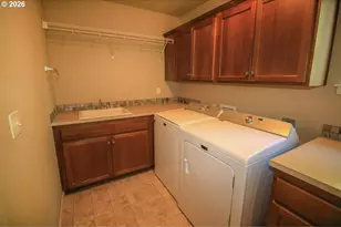 6398 SE Gettman Terrace, Hillsboro, OR 97123 - Photo 32