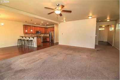 6398 SE Gettman Ter, Hillsboro, OR 97123 - Photo 12