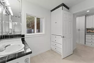 11268 NE Prescott St, Portland, OR 97220 - Photo 26