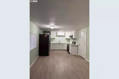 7409 SE 82nd Ave #4, Portland, OR 97266 - Photo 10