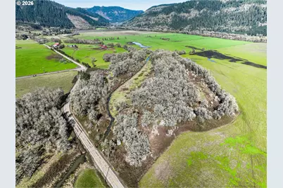 687 Hubbard Creek Rd, Umpqua, OR 97486 - Photo 16