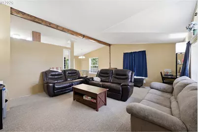 93295 Territorial Hwy #12, Junction City, OR 97448 - Photo 10