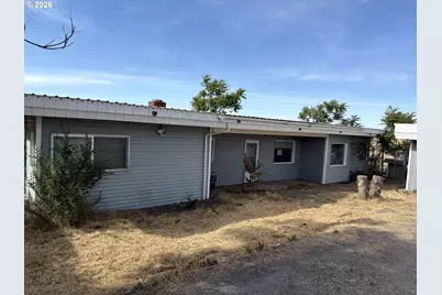 40 NE Mount Hebron Dr, Pendleton, OR 97801 - Photo 4