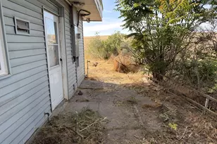 40 NE Mt Hebron Dr, Pendleton, OR 97801 - Photo 6