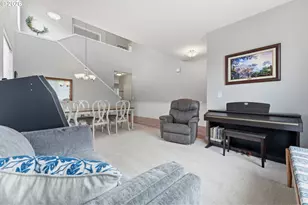 2528 N Roger Smith Dr, Newberg, OR 97132 - Photo 18
