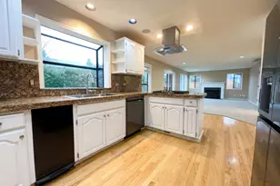 14706 SE 29th St, Vancouver, WA 98683 - Photo 10