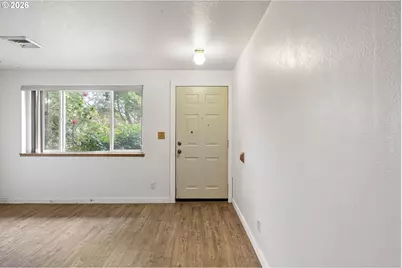 1436 S Grove Lane Ct, Sutherlin, OR 97479 - Photo 4