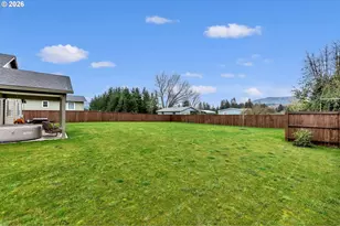 211 W Oak St, Yacolt, WA 98675 - Photo 36