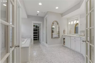 558 6th St, Lake Oswego, OR 97034 - Photo 24