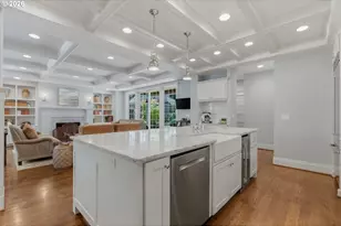 558 6th St, Lake Oswego, OR 97034 - Photo 6