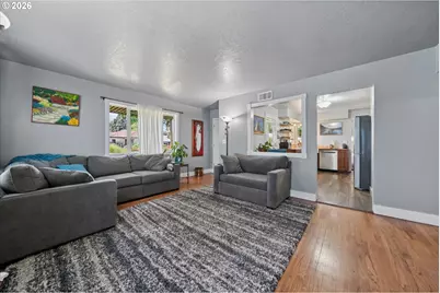 4902 NE 78th Ave, Portland, OR 97218 - Photo 8