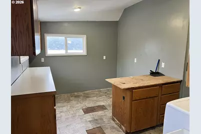 24450 NW Pumpkin Ridge Rd, North Plains, OR 97133 - Photo 10