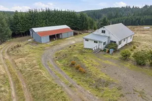 24450 NW Pumpkin Ridge Rd, North Plains, OR 97133 - Photo 2