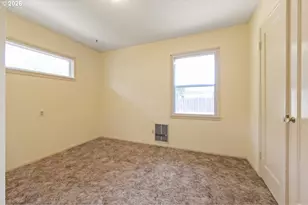3828 NE 75th Ave, Portland, OR 97213 - Photo 16