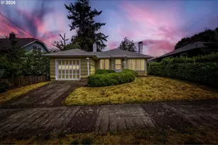3828 NE 75th Ave, Portland, OR 97213 - Photo 2