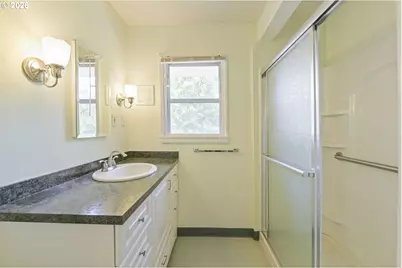3828 NE 75th Ave, Portland, OR 97213 - Photo 14
