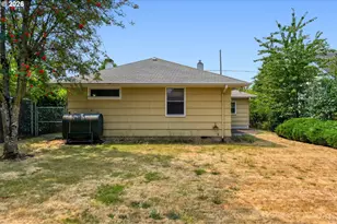 3828 NE 75th Ave, Portland, OR 97213 - Photo 24
