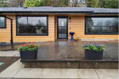 410 Pleasant Ave, Astoria, OR 97103 - Photo 1