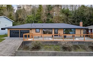 410 Pleasant Ave, Astoria, OR 97103 - Photo 1