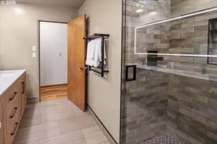 410 Pleasant Ave, Astoria, OR 97103 - Photo 24