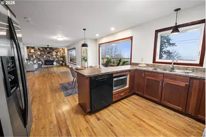 410 Pleasant Ave, Astoria, OR 97103 - Photo 18