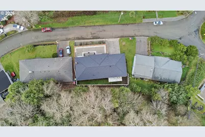 410 Pleasant Ave, Astoria, OR 97103 - Photo 42