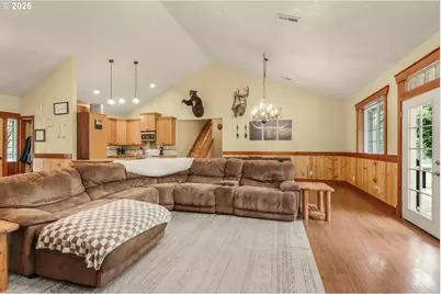 824 W Central Ave, Gates, OR 97346 - Photo 8
