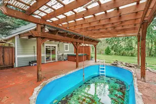 824 W Central Ave, Gates, OR 97346 - Photo 42