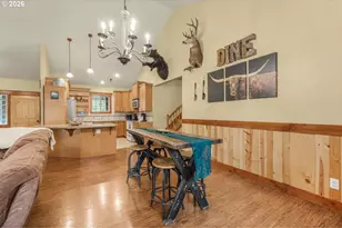 824 W Central Ave, Gates, OR 97346 - Photo 10