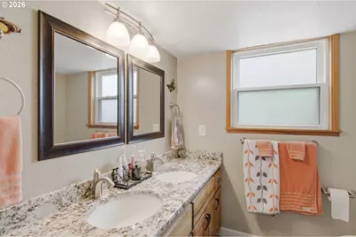 1375 Fern Ln, Sweet Home, OR 97386 - Photo 18