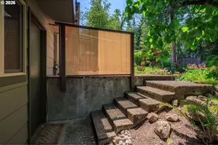 2670 E Windsor Circle, Eugene, OR 97405 - Photo 40