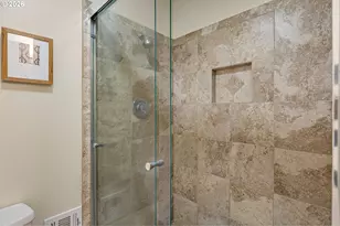 2670 E Windsor Circle, Eugene, OR 97405 - Photo 28