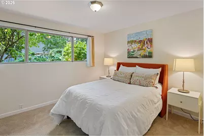 2670 E Windsor Cir, Eugene, OR 97405 - Photo 26