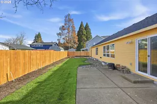 415 Maple Ct, Mount Angel, OR 97362 - Photo 30