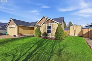 415 Maple Ct, Mount Angel, OR 97362 - Photo 4