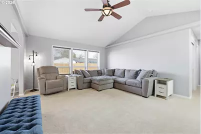 415 Maple Ct, Mount Angel, OR 97362 - Photo 12