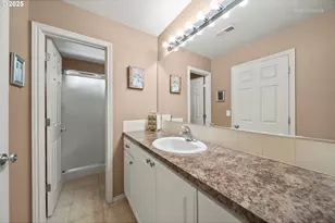 11219 SW Barber St, Wilsonville, OR 97070 - Photo 14