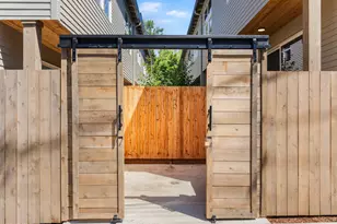 3001 NE Ainsworth St, Portland, OR 97211 - Photo 24