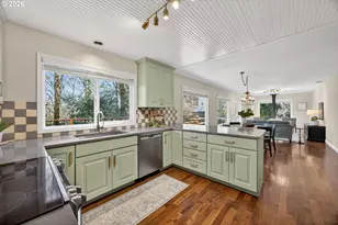 4153 Calaroga Cir, West Linn, OR 97068 - Photo 12