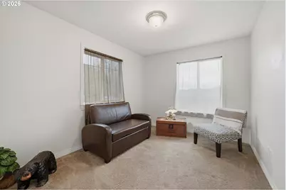 6842 Jessica Dr, Springfield, OR 97478 - Photo 18