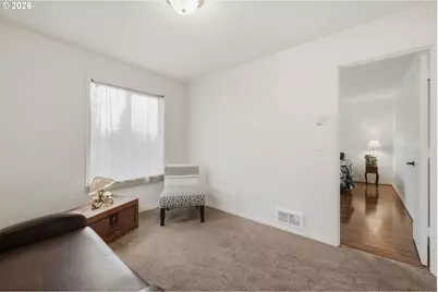 6842 Jessica Dr, Springfield, OR 97478 - Photo 20