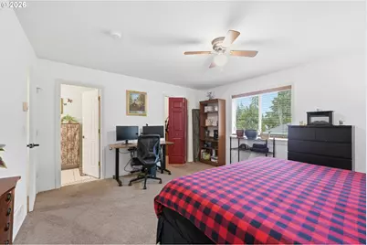 6842 Jessica Dr, Springfield, OR 97478 - Photo 16