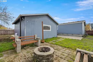 201 Heavenly Ct, Sutherlin, OR 97479 - Photo 30