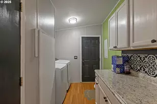 201 Heavenly Ct, Sutherlin, OR 97479 - Photo 22