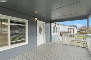 201 Heavenly Ct, Sutherlin, OR 97479 - Photo 4