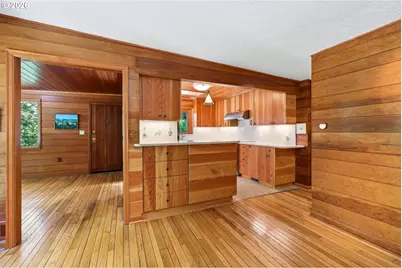 5000 NW Cornell Rd, Portland, OR 97210 - Photo 8