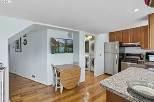 19609 NE Marine Dr, Portland, OR 97230 - Photo 6