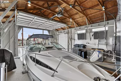 19609 NE Marine Dr #D5, Portland, OR 97230 - Photo 14